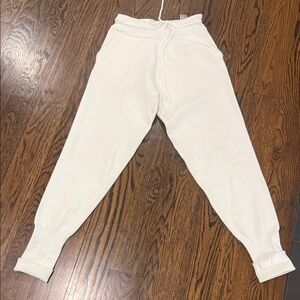 Zara White Jogger sweater Sweatpants